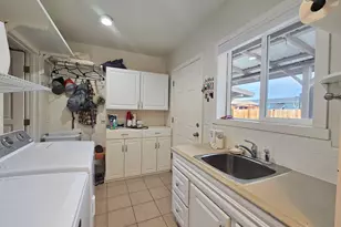 1456 SW 17th St, Redmond, OR 97756 - Photo 38