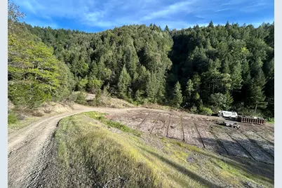 Redwood Highway #1101, O'Brien, OR 97534 - Photo 4