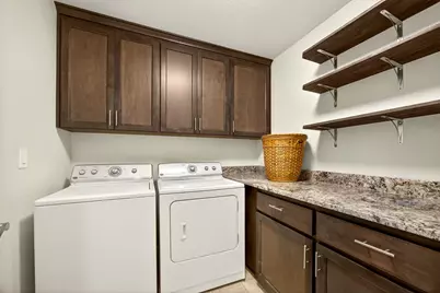 648 Nobility Drive, Medford, OR 97501 - Photo 34