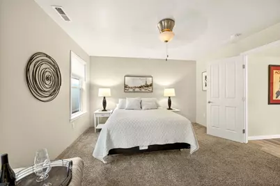 648 Nobility Drive, Medford, OR 97501 - Photo 28
