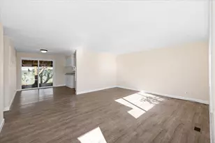 2549 Falcon St, White City, OR 97503 - Photo 16