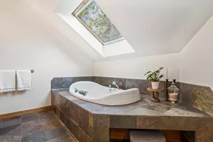 1690 NW City View Dr, Bend, OR 97703 - Photo 26