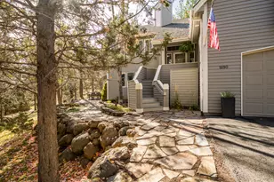 1690 NW City View Dr, Bend, OR 97703 - Photo 6