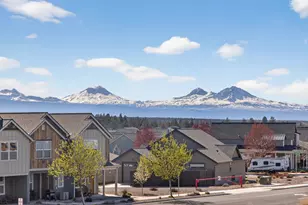 4066 SW 39th St, Redmond, OR 97756 - Photo 2