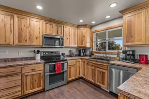 1180 NE Meadowlark Ln, Madras, OR 97741 - Photo 6