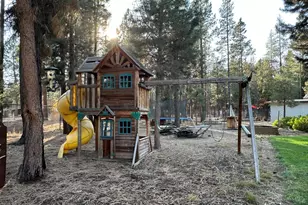 17575 Sutter St, La Pine, OR 97739 - Photo 46