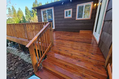 131 Hamilton Heights Lane, Glendale, OR 97442 - Photo 2