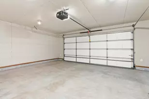 19276 Kiowa Rd, Bend, OR 97702 - Photo 36