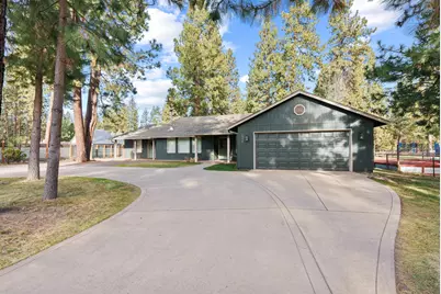 19276 Kiowa Road, Bend, OR 97702 - Photo 2