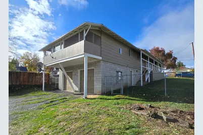 1335 Lakeview Avenue, Klamath Falls, OR 97601 - Photo 28