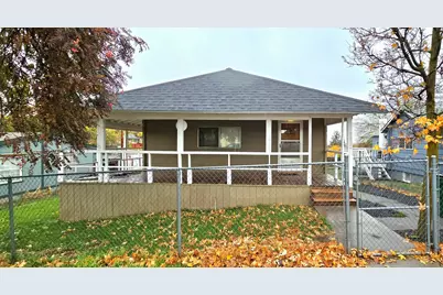 1335 Lakeview Avenue, Klamath Falls, OR 97601 - Photo 1