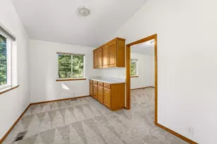 11990 Artlin Rd, Grants Pass, OR 97526 - Photo 18