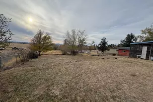 630 NE Bean Dr, Madras, OR 97741 - Photo 6