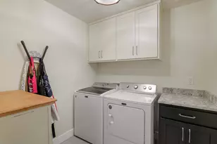 199 Black Oak Dr, Grants Pass, OR 97527 - Photo 32