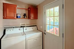 1570 S Peach St, Medford, OR 97501 - Photo 18