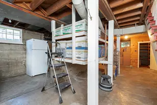 719 NW 3rd St, Grants Pass, OR 97526 - Photo 34