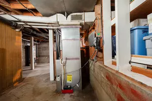 719 NW 3rd St, Grants Pass, OR 97526 - Photo 38