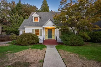 719 NW 3rd Street, Grants Pass, OR 97526 - Photo 1