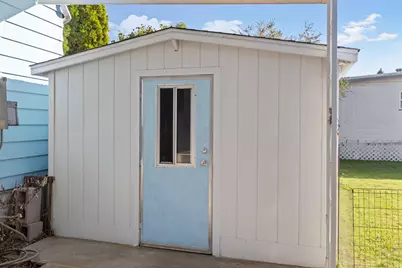 2321 SW Webster Road, Grants Pass, OR 97526 - Photo 28