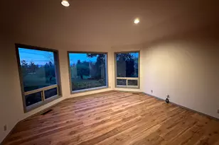 3115 Deer Trail Ln, Medford, OR 97501 - Photo 6