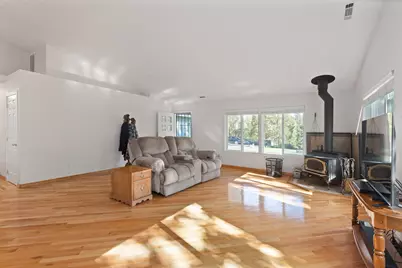 1885 Lonnon Road, Grants Pass, OR 97527 - Photo 6