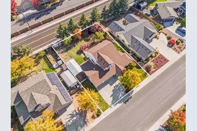 2056 NW 19th Place, Redmond, OR 97756 - Photo 32