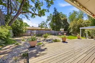 659 Herman Ave, Medford, OR 97501 - Photo 10
