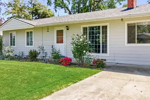 659 Herman Ave, Medford, OR 97501 - Photo 1