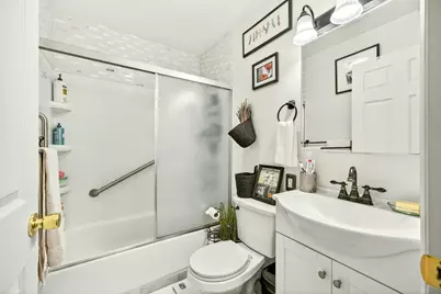 659 Herman Avenue, Medford, OR 97501 - Photo 32