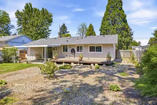659 Herman Ave, Medford, OR 97501 - Photo 6