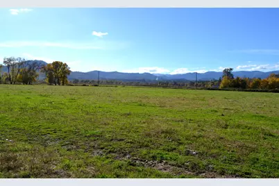 6181 Lower River Road, Grants Pass, OR 97526 - Photo 40