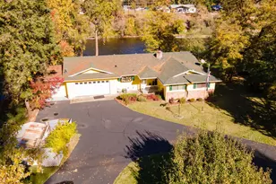 2700 Rogue River Hwy, Grants Pass, OR 97527 - Photo 1