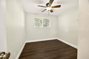 1977 Fairlane Dr, Medford, OR 97501 - Photo 22