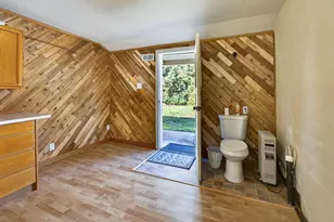 1977 Fairlane Dr, Medford, OR 97501 - Photo 48