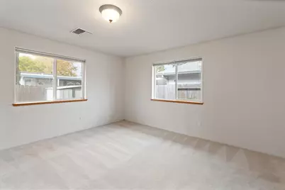 930 Schaefers Lane, Grants Pass, OR 97526 - Photo 12