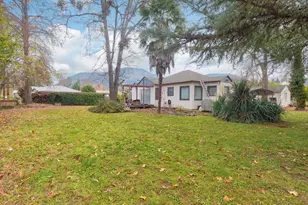 1213 E Park St, Grants Pass, OR 97527 - Photo 4