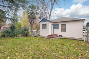 1213 E Park St, Grants Pass, OR 97527 - Photo 6