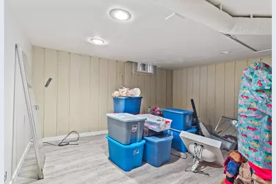 1213 E Park Street, Grants Pass, OR 97527 - Photo 14