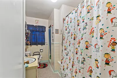 1213 E Park Street, Grants Pass, OR 97527 - Photo 18