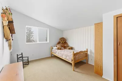 827 Summit Loop, Grants Pass, OR 97527 - Photo 40