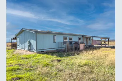 4437 Southside, Klamath Falls, OR 97603 - Photo 2