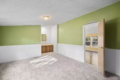 15990 Falcon Lane, La Pine, OR 97739 - Photo 14