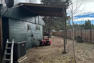 136010 N Hwy 97 N, Crescent, OR 97733 - Photo 4