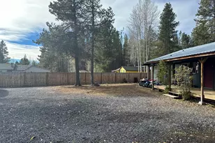 136010 N Hwy 97 N, Crescent, OR 97733 - Photo 2