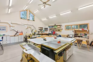 69440 Crooked Horseshoe Rd, Sisters, OR 97759 - Photo 62