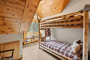 69440 Crooked Horseshoe Rd, Sisters, OR 97759 - Photo 32