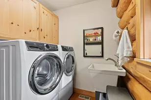 69440 Crooked Horseshoe Rd, Sisters, OR 97759 - Photo 26