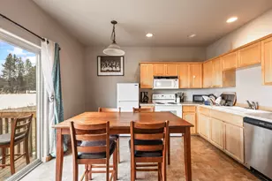 16410 Heath Dr, La Pine, OR 97739 - Photo 10