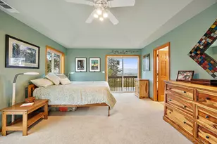 2070 Skyview Dr, Medford, OR 97501 - Photo 42