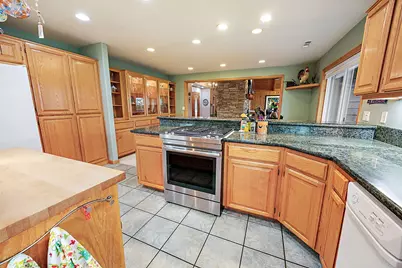 2070 Skyview Drive, Medford, OR 97501 - Photo 56